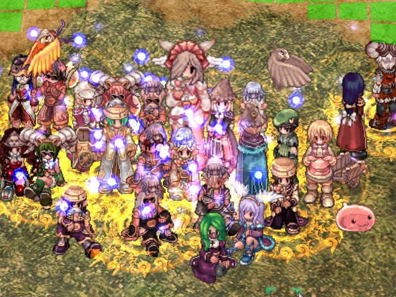 Eze, Albert y Hellena pixeleando con Akiho y gente del evento